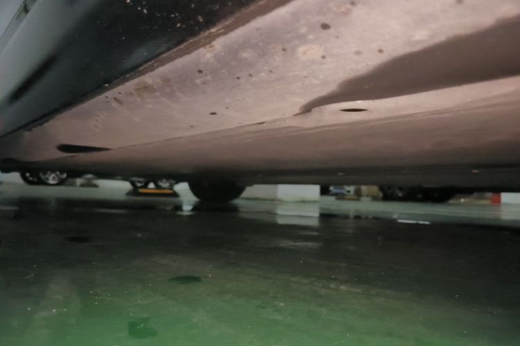 Tesla Model 3 2023 immagine di auto #19