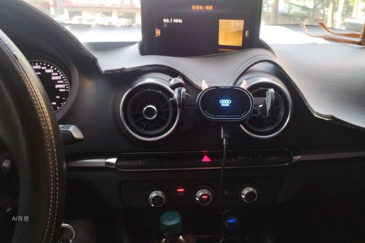 Audi A3 2018 car image #15
