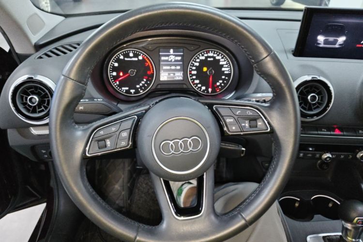 Audi A3 2019 car image #15