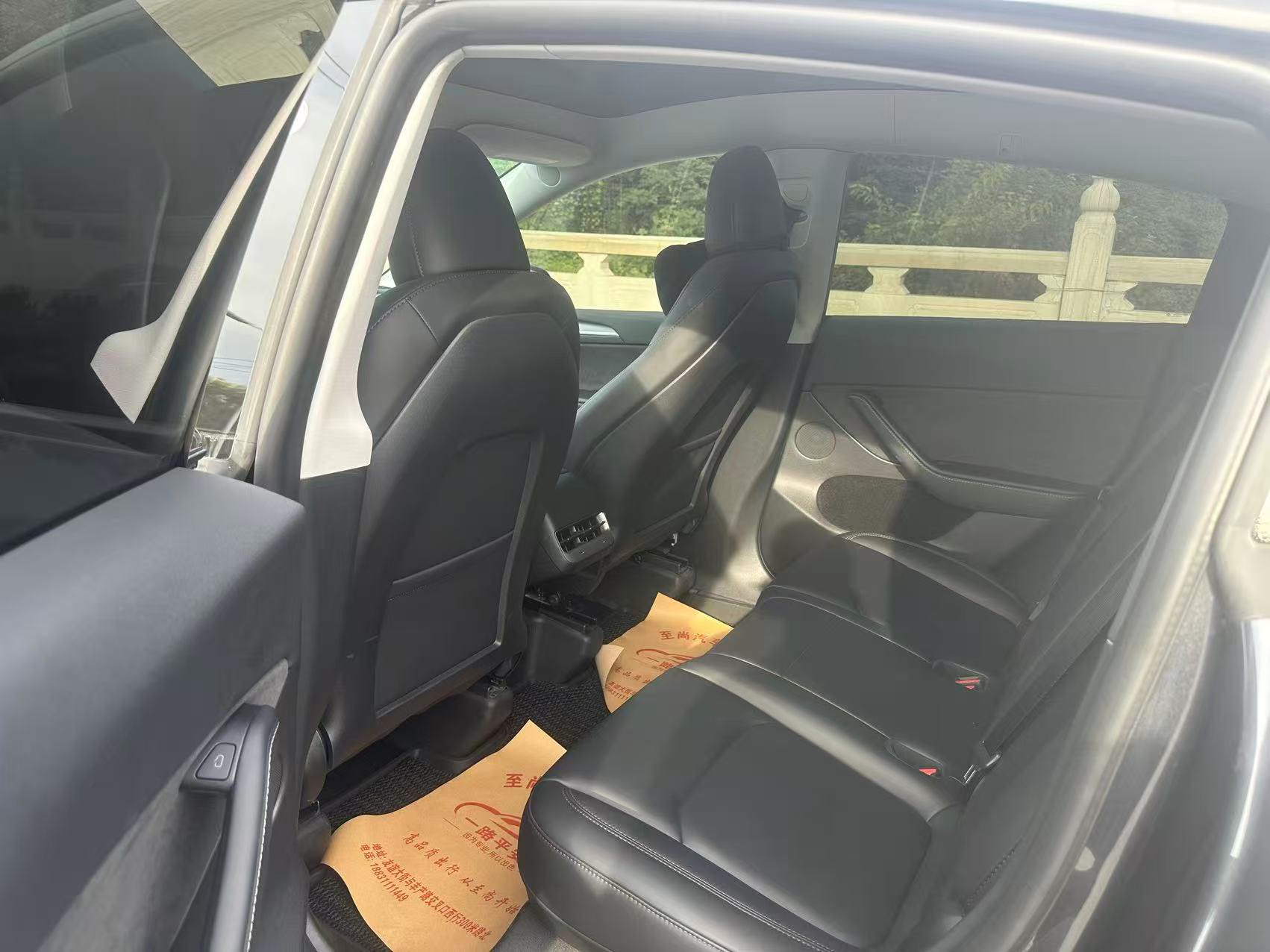 Tesla Model Y 2024 car image #8