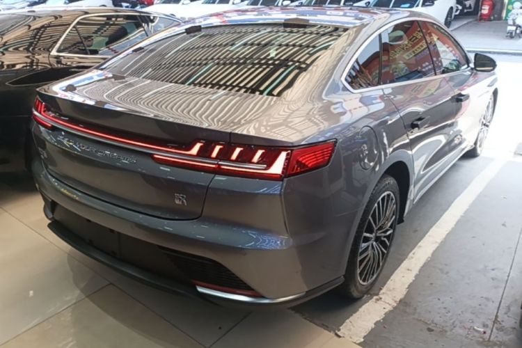 BYD Han 2022 car image #5
