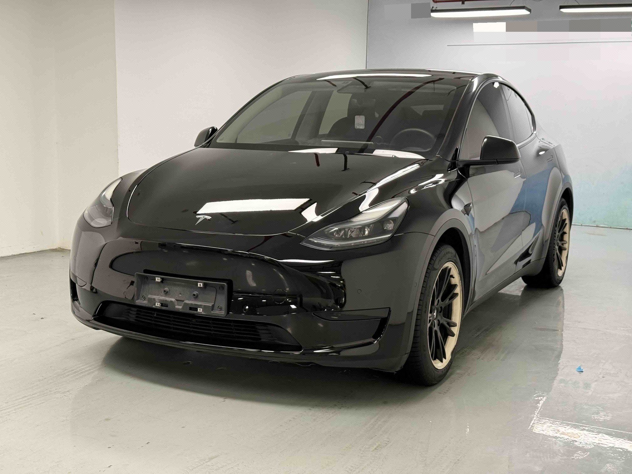Tesla Model Y 2022 Tesla Model Y 2022 car image
