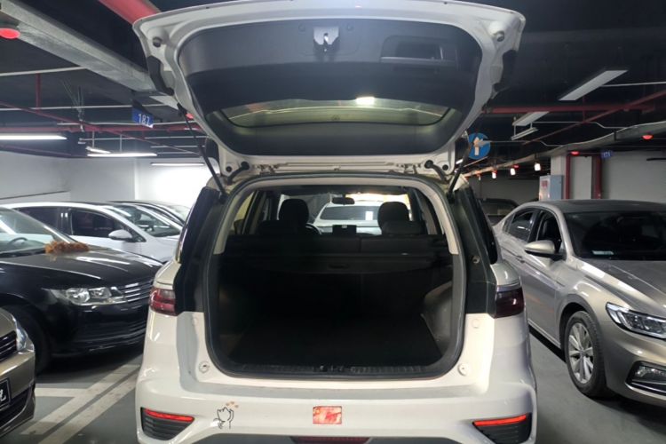 GEELY Vision X6 2021 car image #19