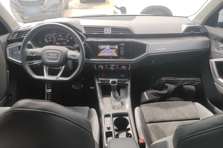 Audi Q3 2020 #10 Audi Q3 2020 car image #10