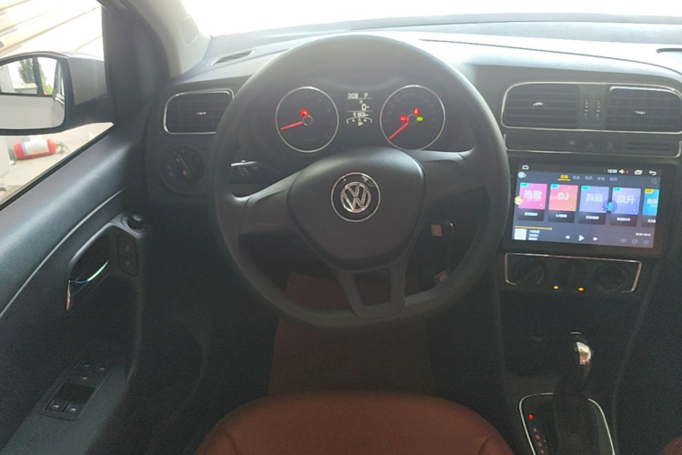 Volkswagen Polo 2015 #15 Volkswagen Polo 2015 immagine di auto #15