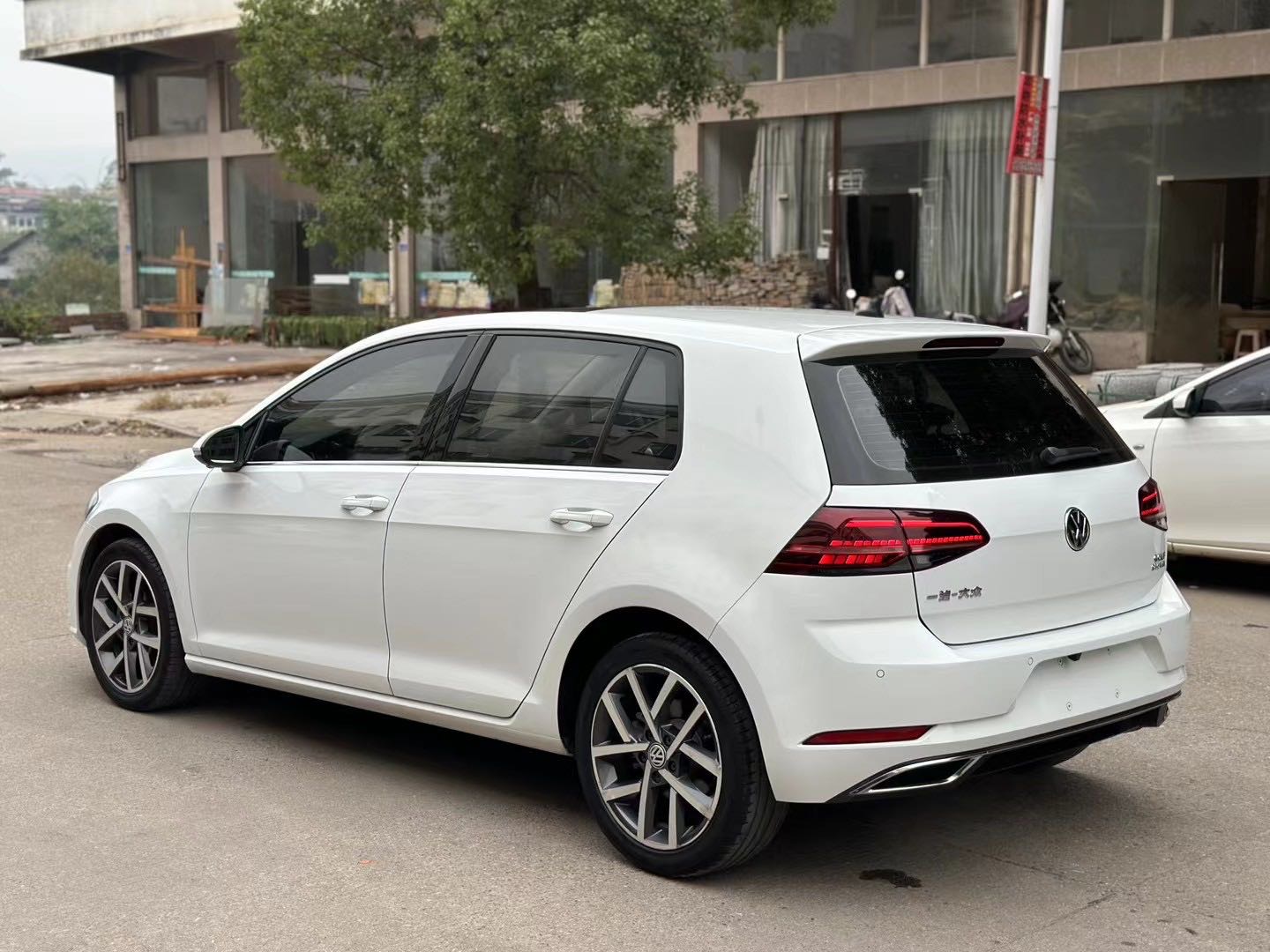 Volkswagen Golf 2019 immagine di auto #7