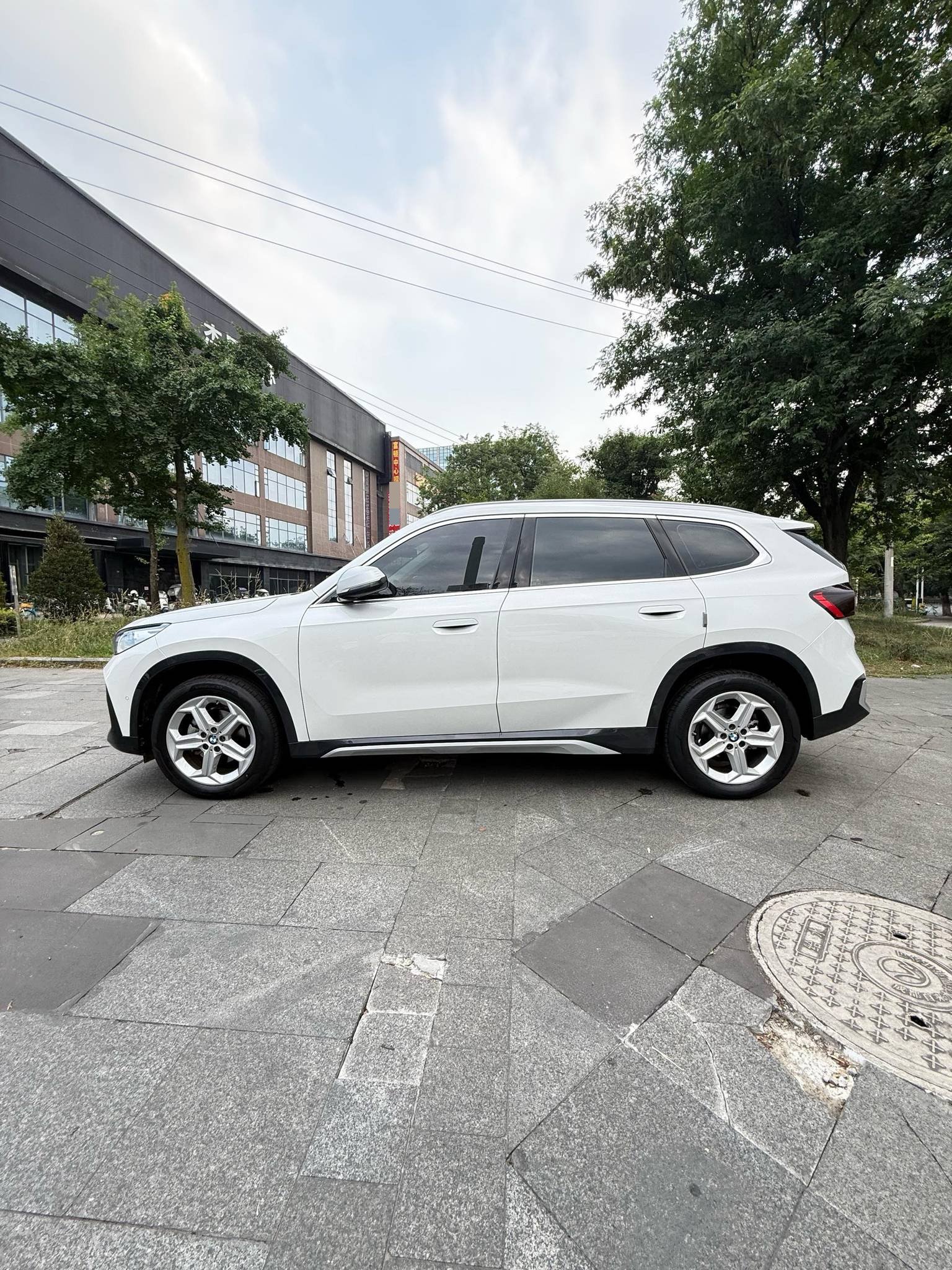BMW X1 2024 car image #8