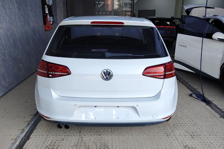 Volkswagen Golf 2016 car image #6