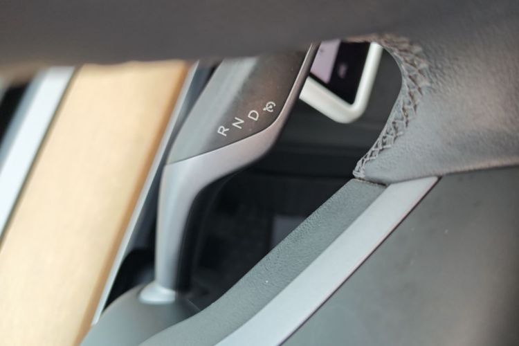 Tesla Model 3 2021 car image #14