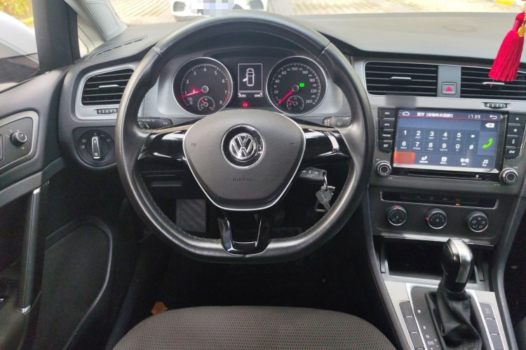 Volkswagen Golf 2015 #11 Volkswagen Golf 2015 car image #11