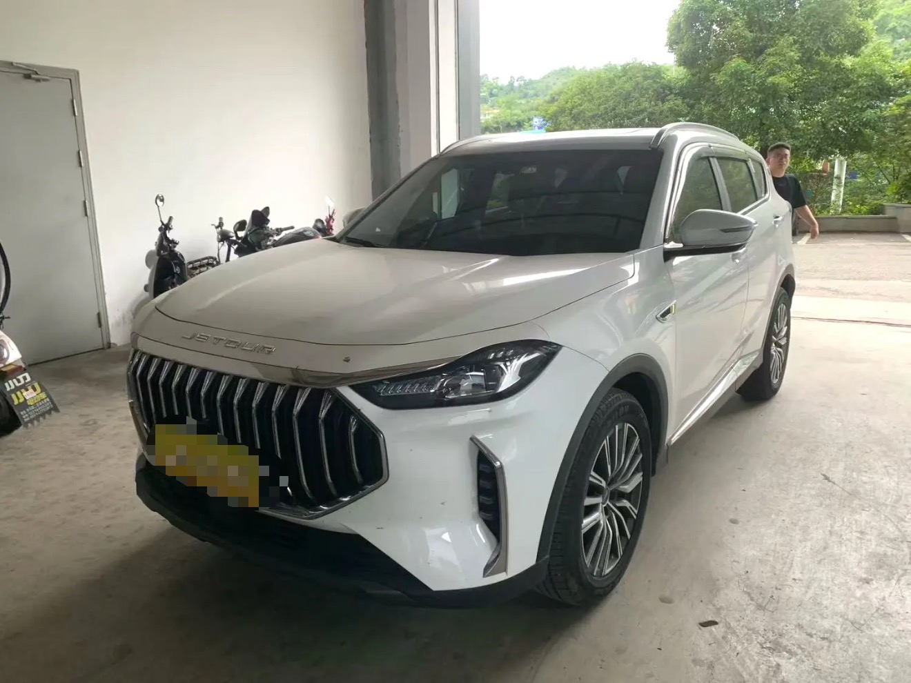 Jetour X70 PLUS 2025 car image 