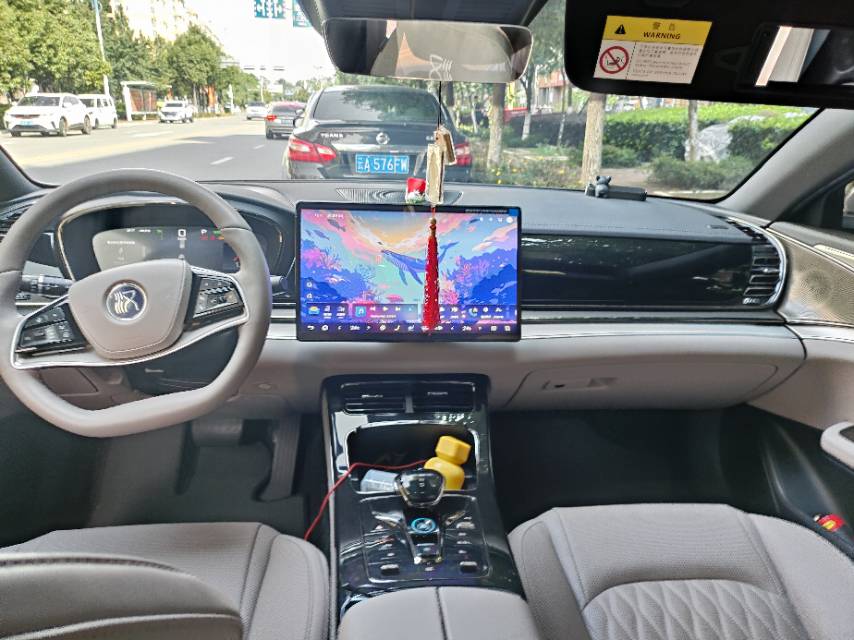 BYD Han 2025 car image #7