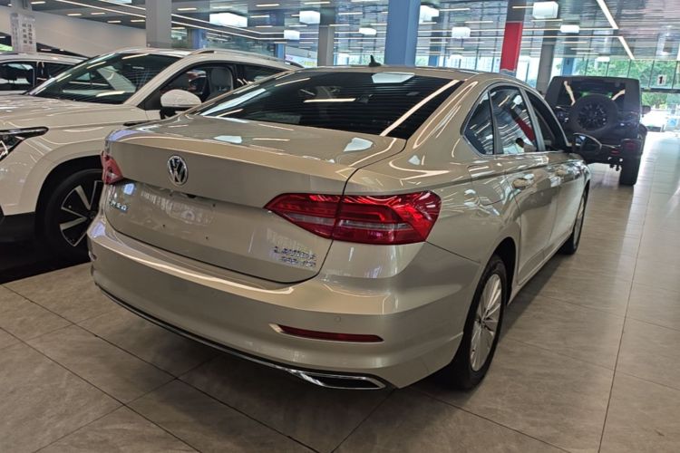 Volkswagen Lavida 2019 car image #7