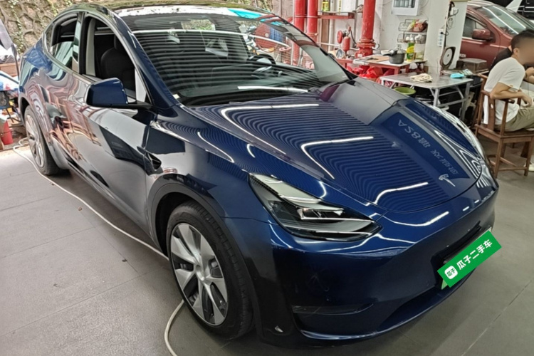 Tesla Model Y 2021 #4 Tesla Model Y 2021 car image #4