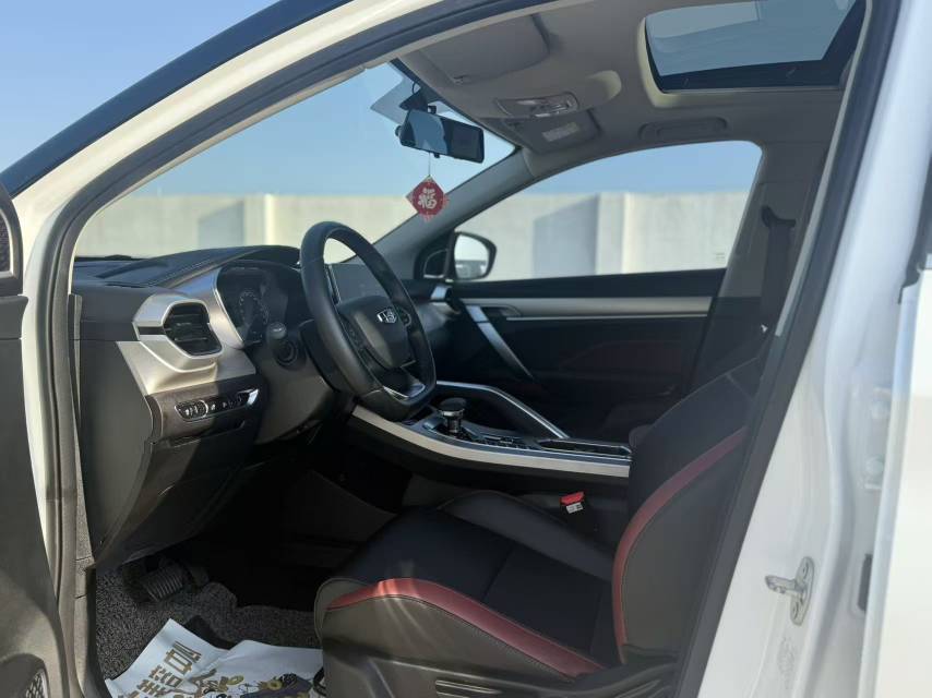 GEELY Coolray 2021 car image #8