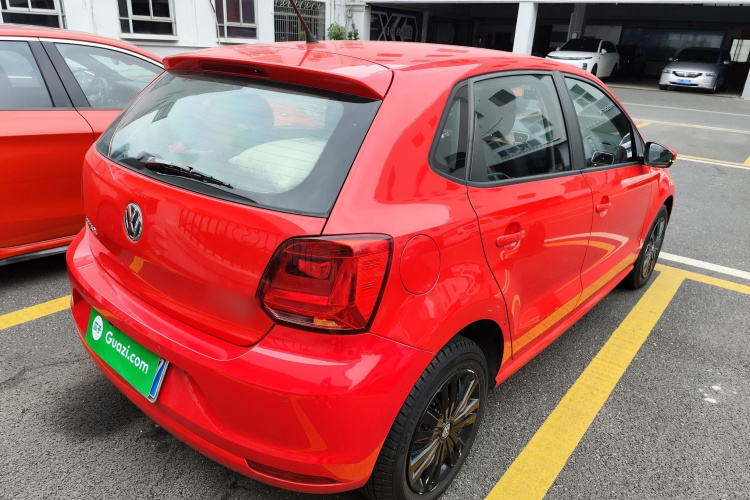 Volkswagen Polo 2018 car image #5
