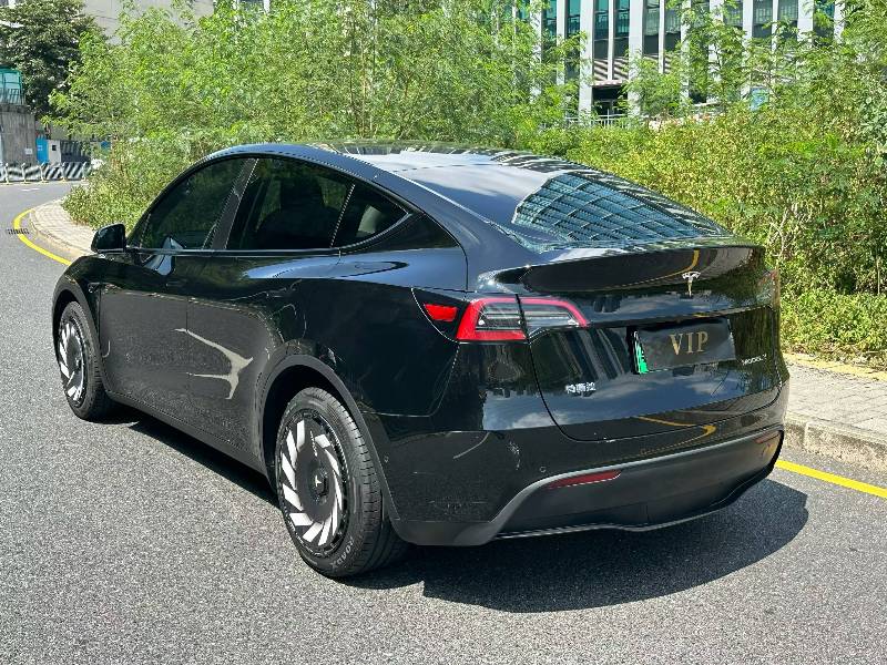 Tesla Model Y 2022 #9 Tesla Model Y 2022 car image #9