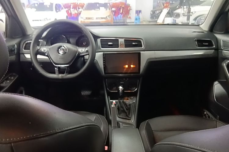 Volkswagen Lavida 2017 car image #10