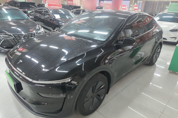 Tesla Model Y 2025 #4 Tesla Model Y 2025 image de voiture #4