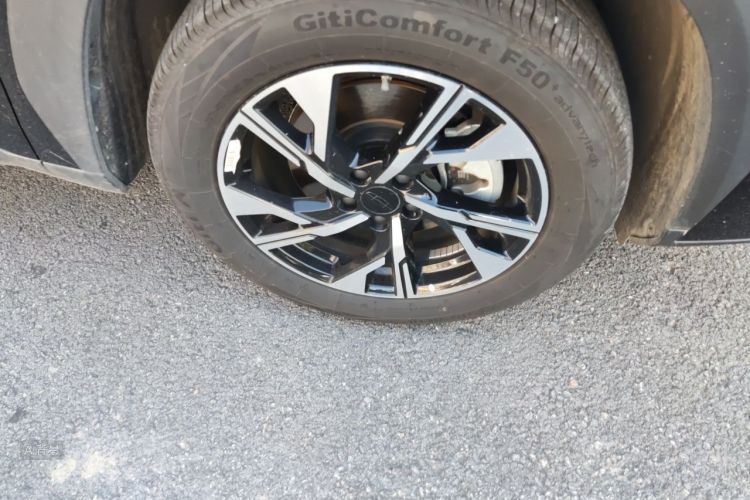 GEELY Boyue L 2026 imagem de carro #9