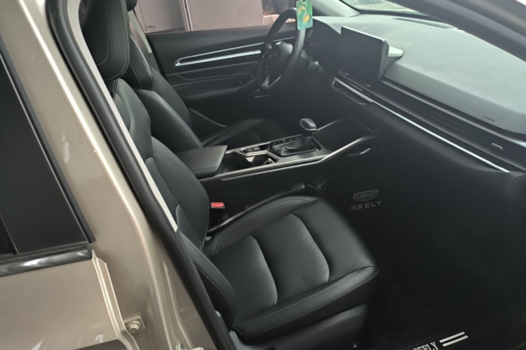 GEELY Emgrand 2022 #24 GEELY Emgrand 2022 car image #24