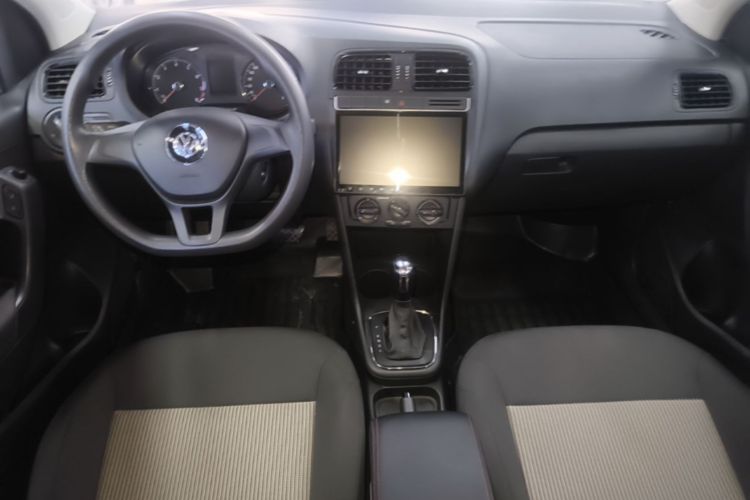 Volkswagen Polo 2017 #11 Volkswagen Polo 2017 car image #11