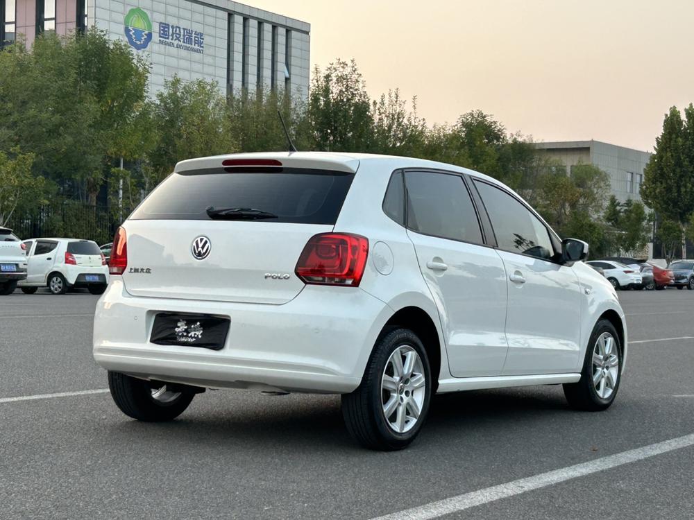 Volkswagen Polo 2013 #2 Volkswagen Polo 2013 car image #2