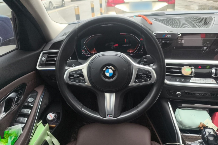 BMW 3 Series 2020 #15 BMW 3 Series 2020 car image #15