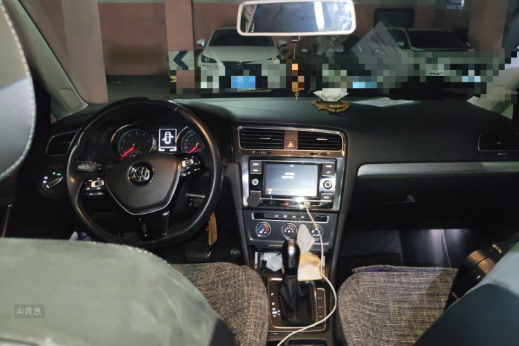 Volkswagen Golf 2018 car image #11