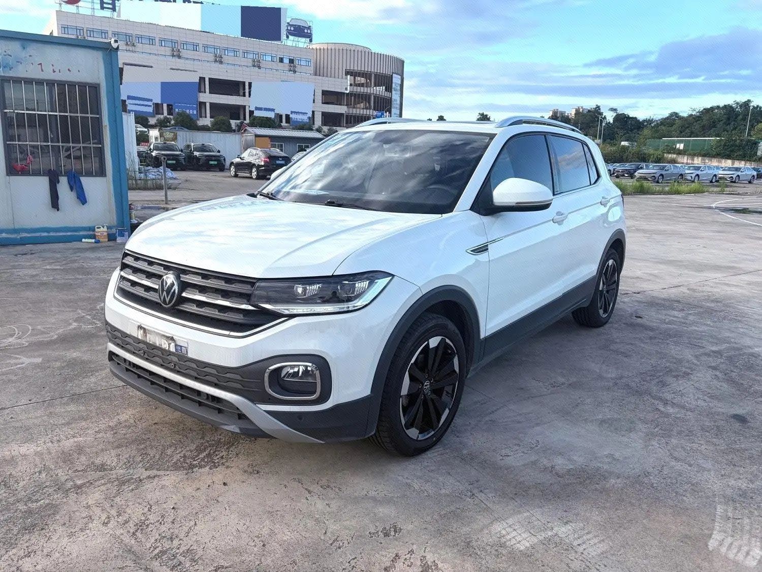 Volkswagen Tacqua 2023 Volkswagen Tacqua 2023 صورة سيارة