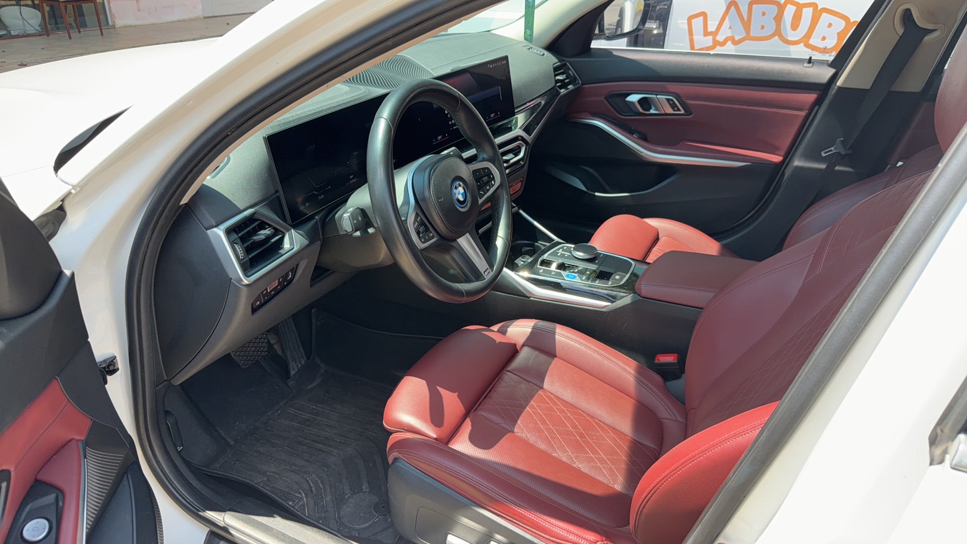 BMW i3 2023 car image #5