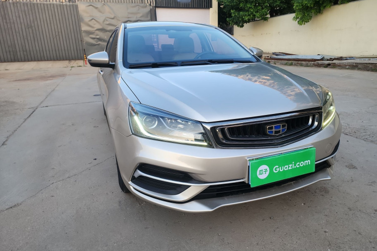GEELY Emgrand 2019 car image #7