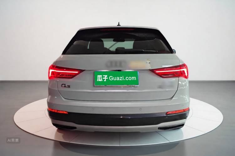 Audi Q3 2020 car image #6