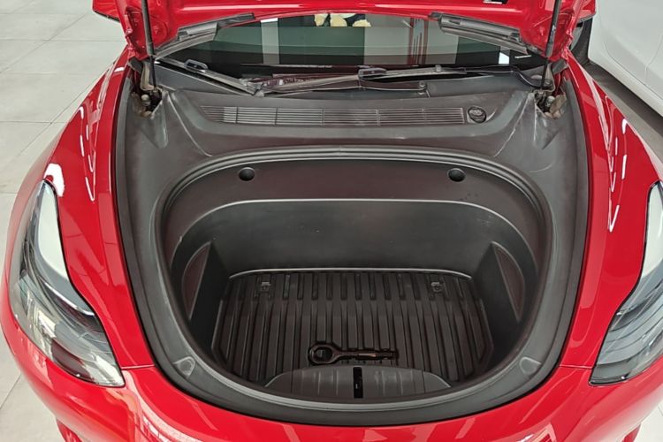 Tesla Model 3 2022 car image #20