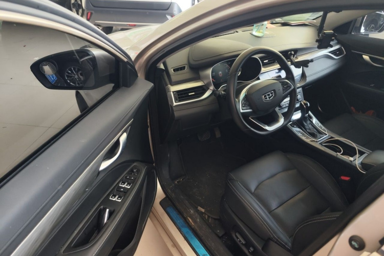 GEELY Emgrand 2019 #9 GEELY Emgrand 2019 car image #9