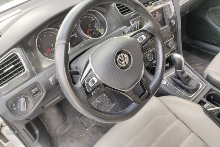 Volkswagen Golf 2017 #12 Volkswagen Golf 2017 car image #12