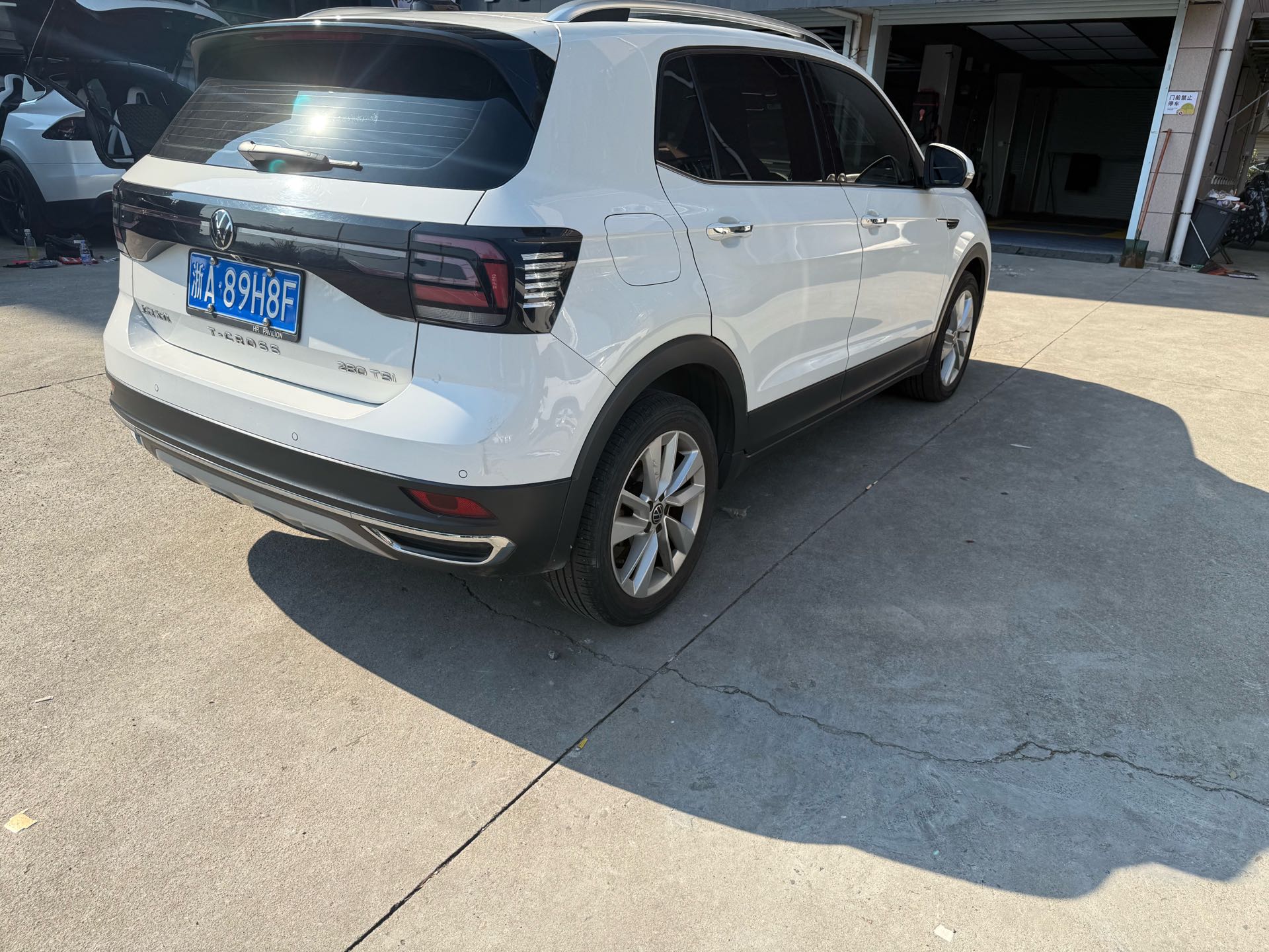 Volkswagen T-Cross 2021 #4 Volkswagen T-Cross 2021 car image #4
