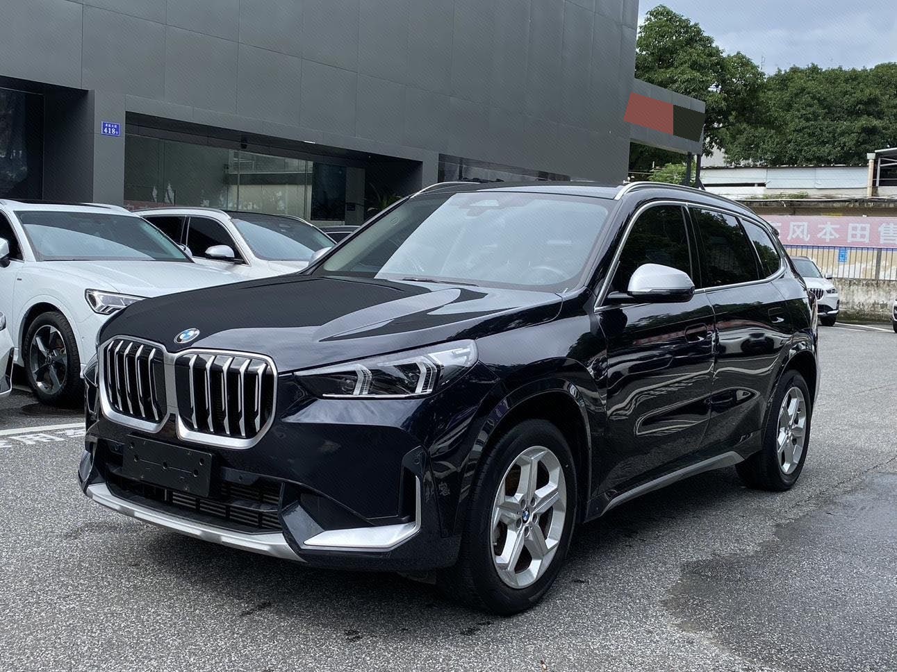 BMW X1 2023 car image 