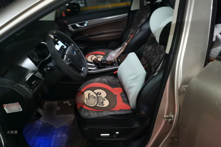 GEELY Emgrand GS 2017 car image #17