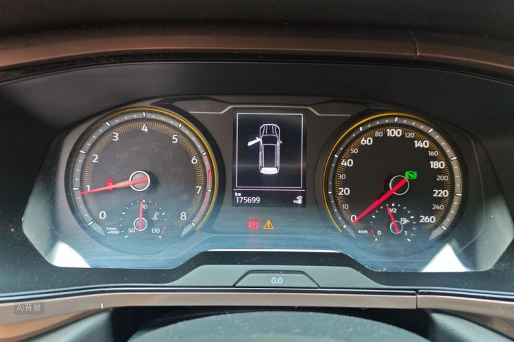Volkswagen Tharu 2019 car image #13