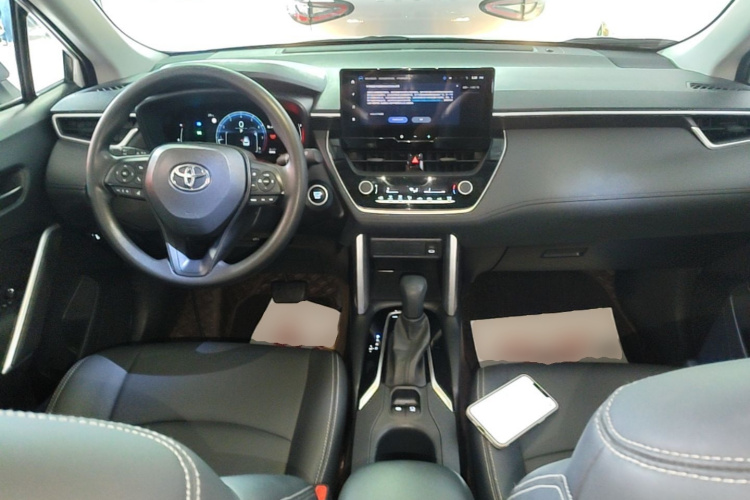 Toyota Corolla Cross 2023 image de voiture #10