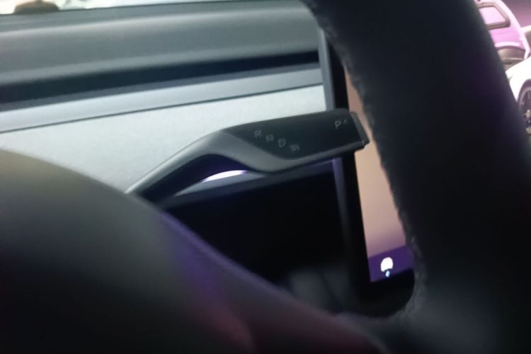 Tesla Model Y 2024 #18 Tesla Model Y 2024 car image #18
