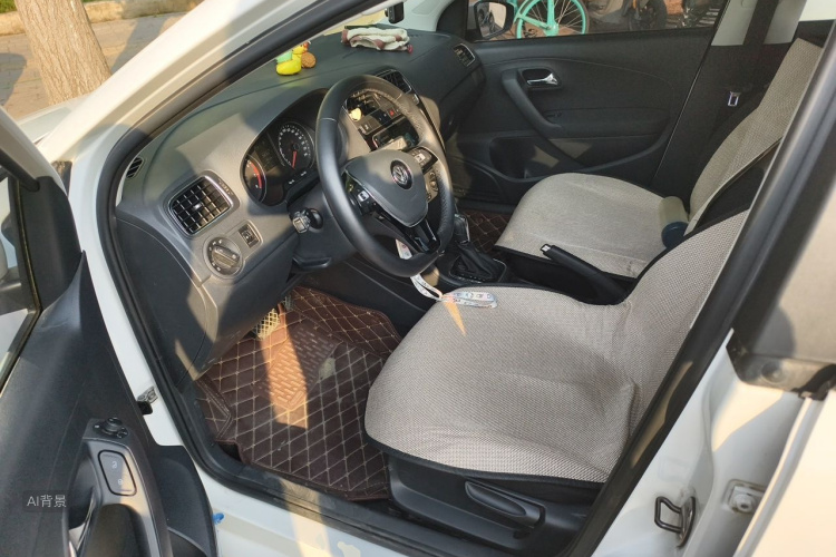 Volkswagen Polo 2019 #17 Volkswagen Polo 2019 car image #17
