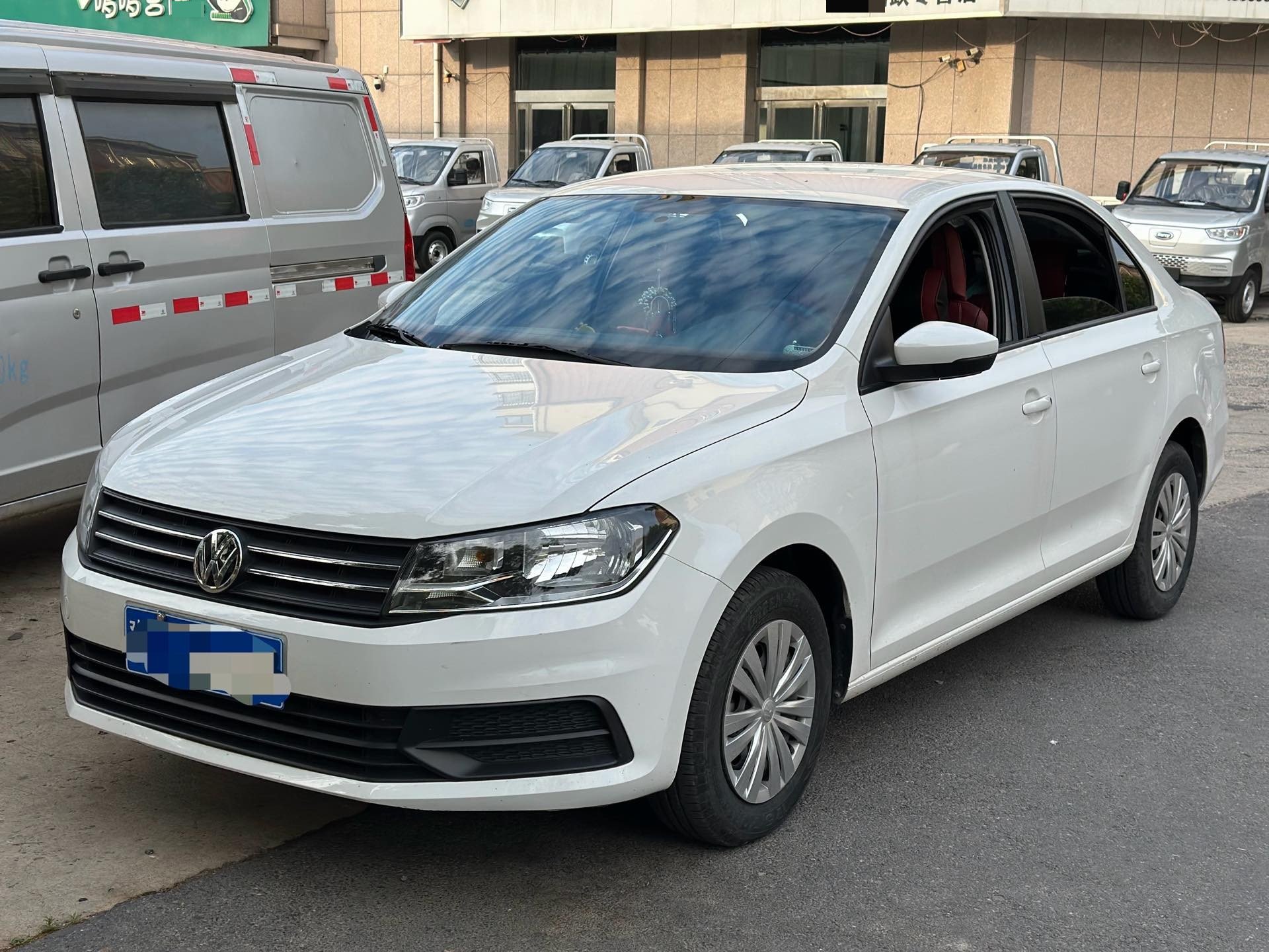 Volkswagen Santana 2022 car image 