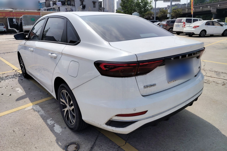 GEELY Emgrand 2023 car image #5
