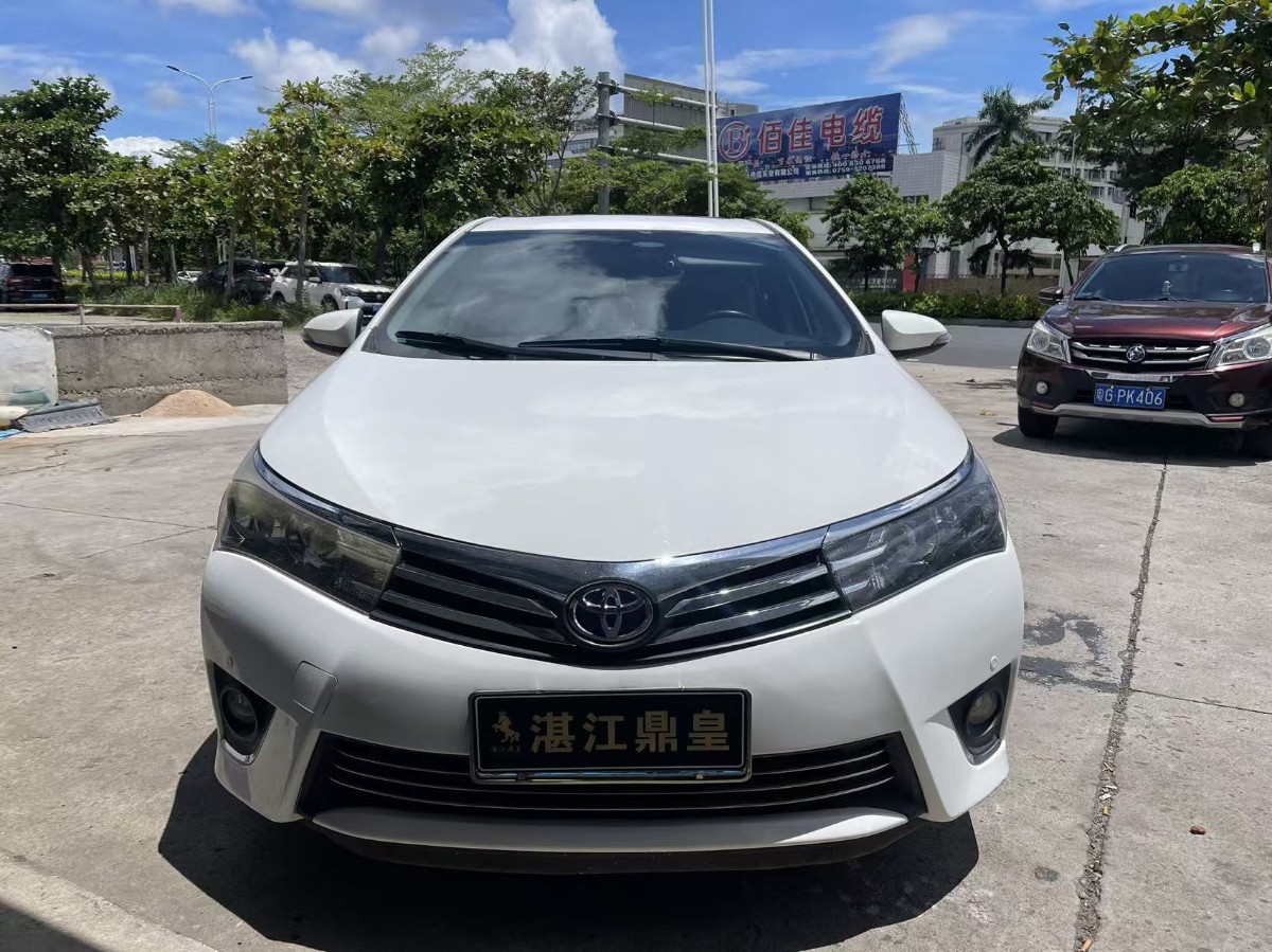 Toyota Corolla 2015 car image #2