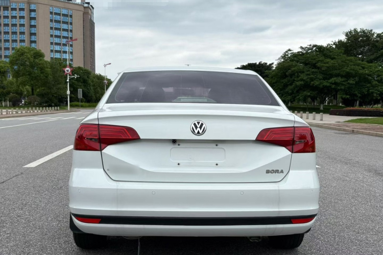 Volkswagen Bora 2019 car image #6