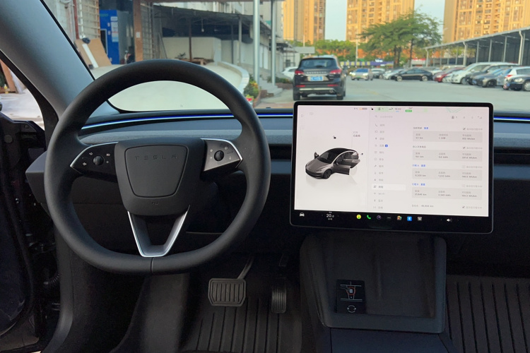 Tesla Model 3 2024 #14 Tesla Model 3 2024 car image #14