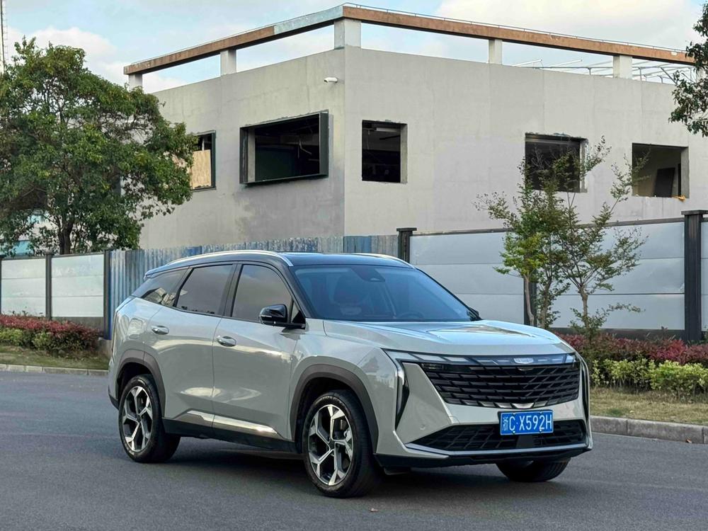 GEELY Boyue L 2025 car image #3