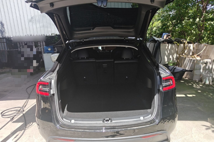 Tesla Model Y 2022 #19 Tesla Model Y 2022 car image #19
